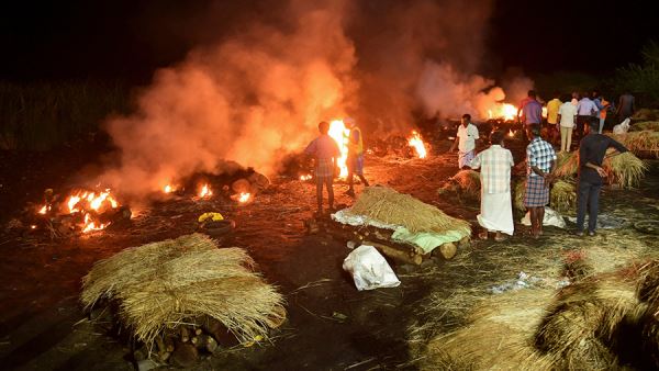 На юге Индии 47 человек погибли из-за массового отравления суррогатным алкоголем