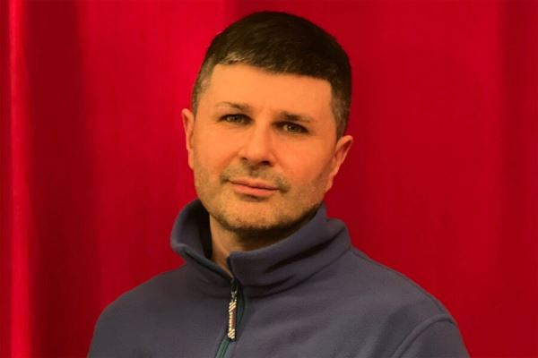 Музыкант Георгий Барыкин заявил, что вернул права на песни отца семье